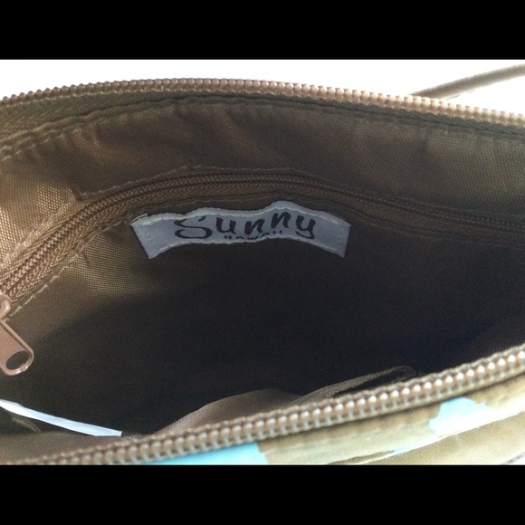 NWOT Sunny Hawaii Crossbody Bag - Picture 4 of 8